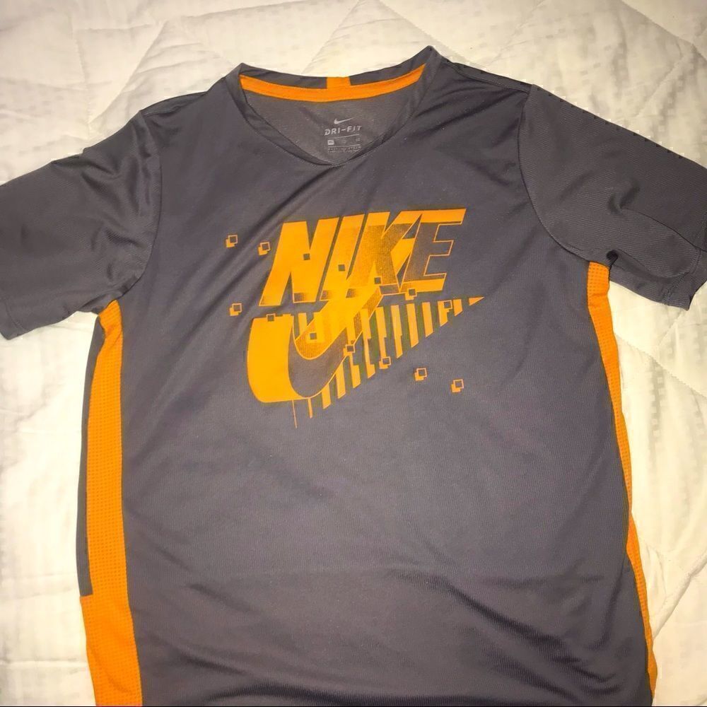 Nike Boys Dri-fit Shirt Size XL
